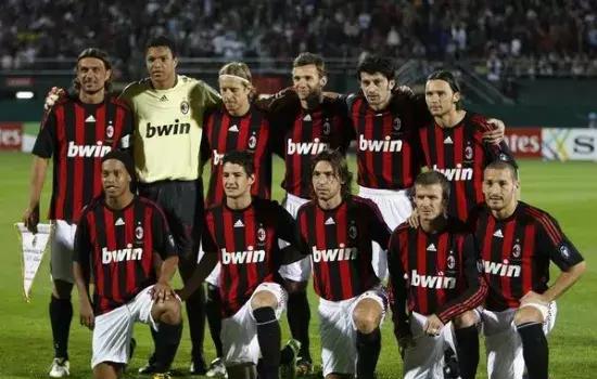 经理笔记：本赛季IG战队共使用46位不用的英雄，与WBG并列第一