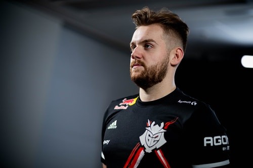 Astralis 在 PGL Astana 2025 四分之一决赛中击败 NAVI