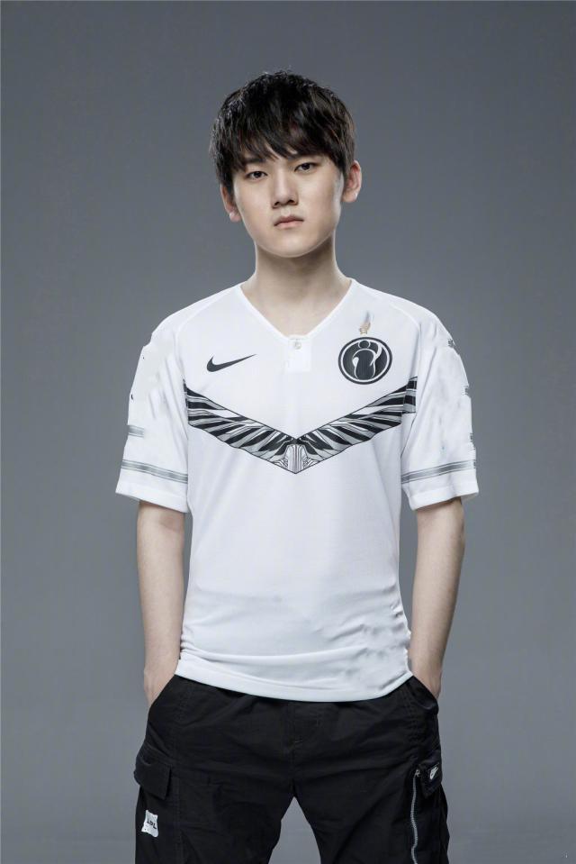 Elk：我想证明五个中国人可以打赢五个韩国人！不会让奖杯离开成都